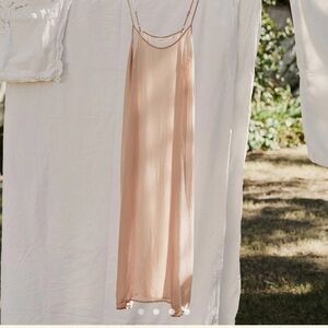 Doen Long scoop neck slip